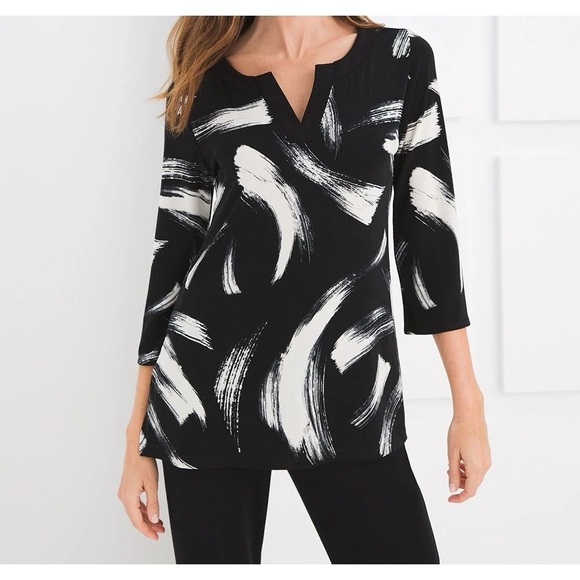 Chicos Travelers Classic Split Neck Tunic 3/4 Sleeve Brush Stroke B & W Size 1 - Picture 2 of 9